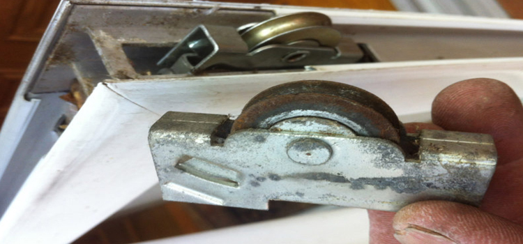 screen door roller repair in Healdsburg